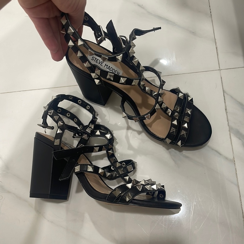 Gently used Steve Madden heels